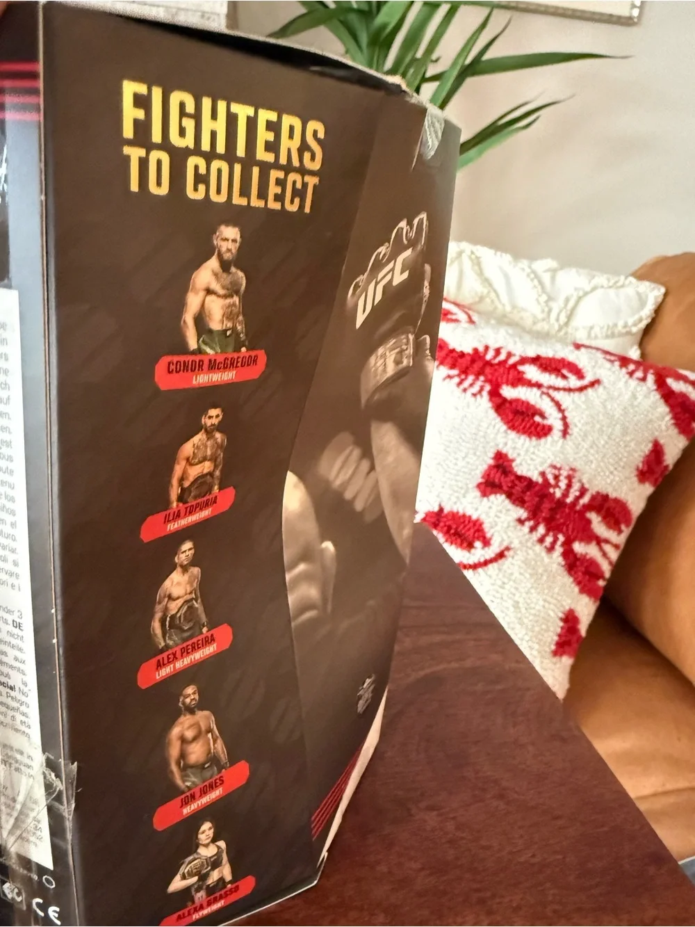 (2-Pack) UFC Connor “The Notorious” McGregor Octagon Fighter - New/Damaged Box